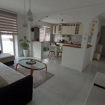 Adriana'S Apartment Скопье Экстерьер фото